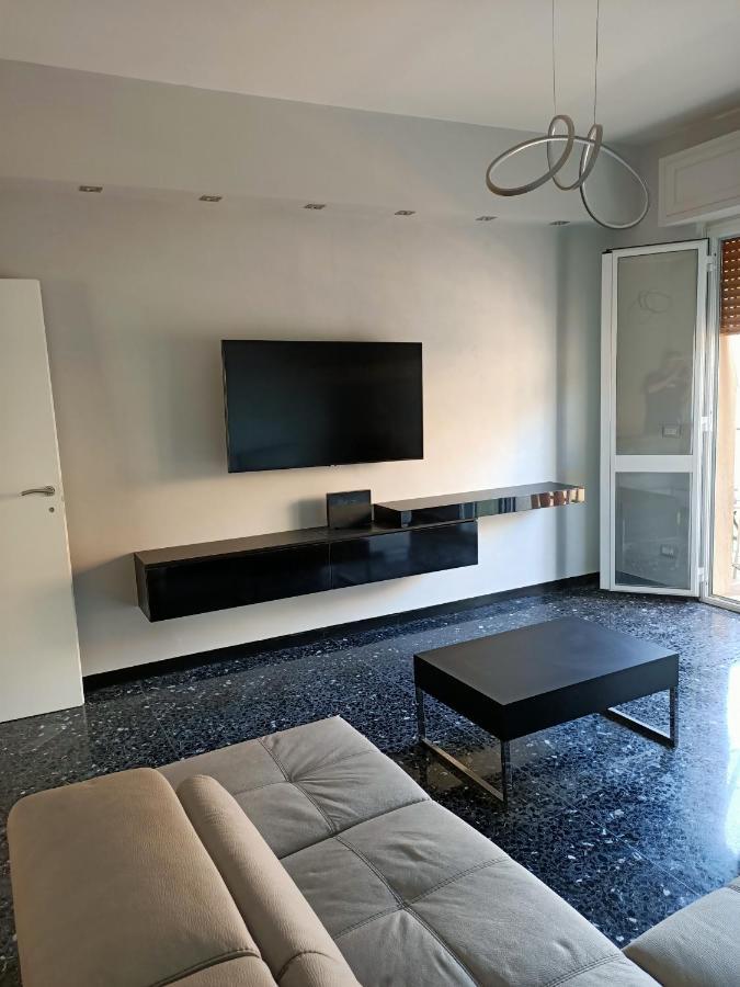 Apartmán Casa Di Noemi - Seafront With Parking Savona Exteriér fotografie