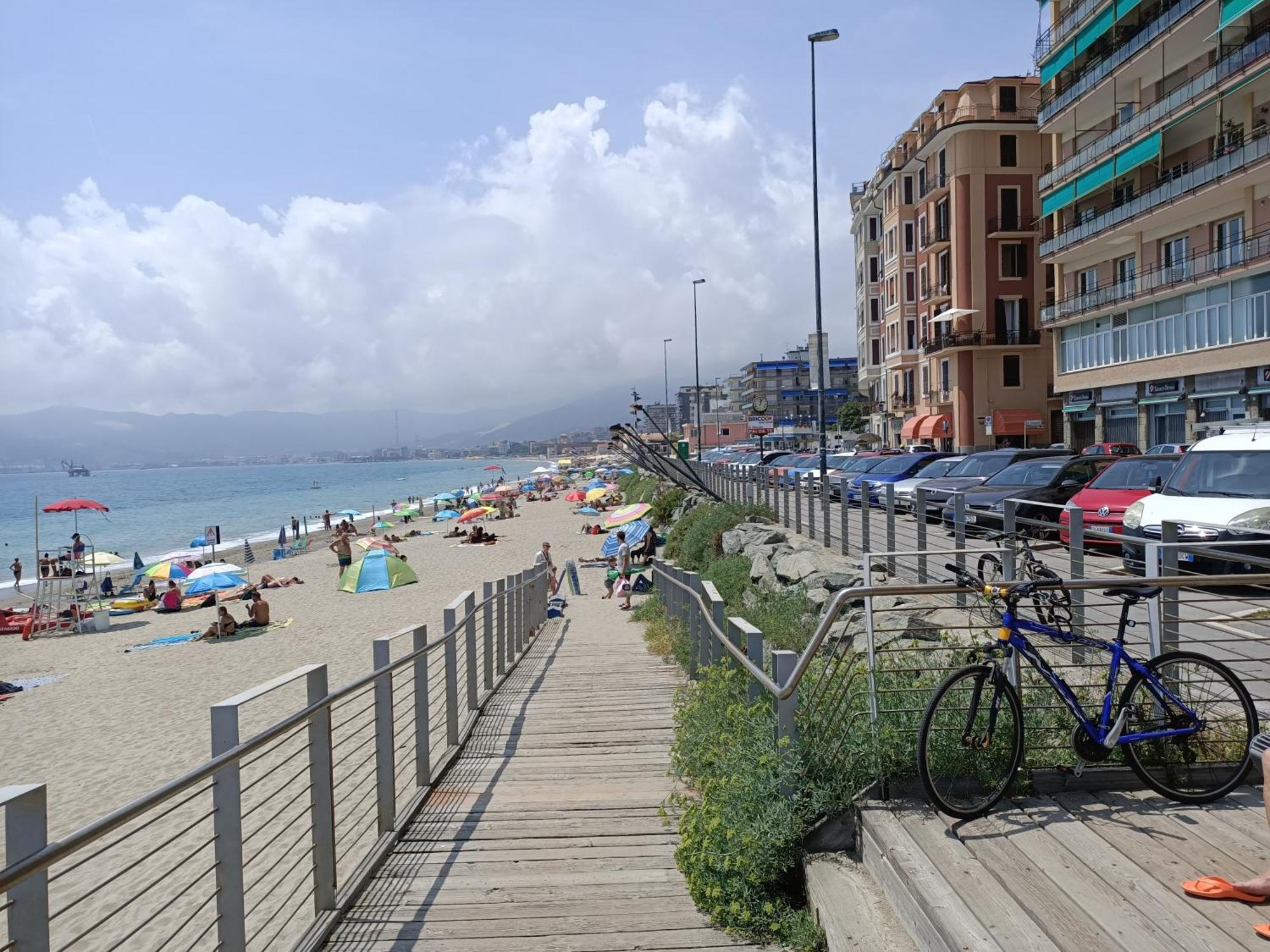 Apartmán Casa Di Noemi - Seafront With Parking Savona Exteriér fotografie